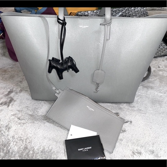 HP🎉NWT Saint Laurent east west shopping tote - Picture 4 of 16